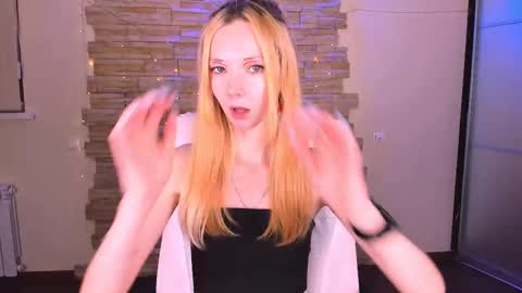 Snapshot of kim_boyd chatting on 02.20.25 kim_boyd online show from 02.20.25