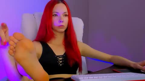 Snapshot of kim_boyd chatting on 09.10.25 kim_boyd online show from 09.10.25