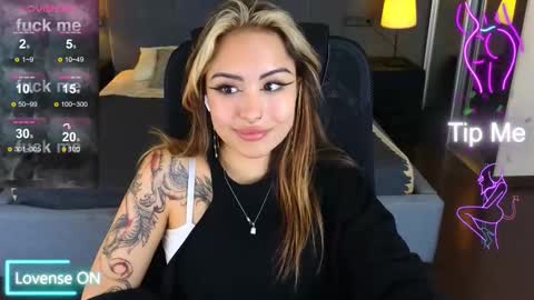 Kim online show from 09.14.25