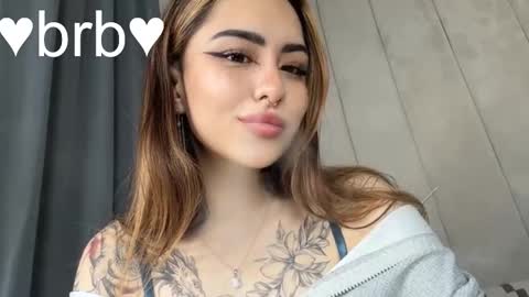 Kim online show from 11.21.25