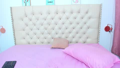 kim_eli online show from 02.14.25