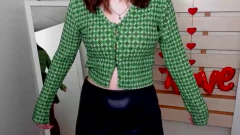 Snapshot of kim_go chatting on 02.26.25 Kim online show from 02.26.25