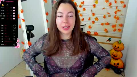 Snapshot of kim_go chatting on 10.22.25 Kim online show from 10.22.25