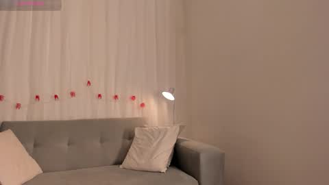 Snapshot of kim_spencer chatting on 01.10.26 Kim online show from 01.10.26