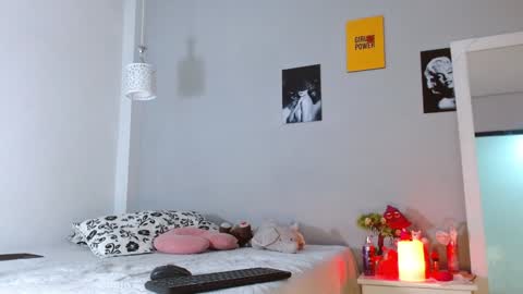 Kim  Yuk online show from 12.05.24