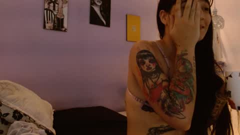 Kim  Yuk online show from 01.18.25