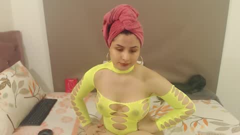 Snapshot of kimberjamesxx chatting on 03.14.26 DANIELA online show from 03.14.26