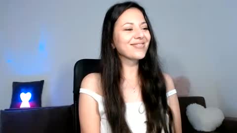 Snapshot of kimberlly0 chatting on 06.03.26 Kim online show from 06.03.26