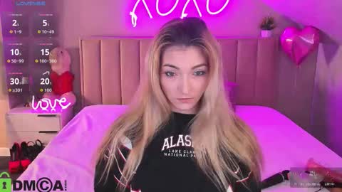 Snapshot of kimberlly_smith chatting on 02.27.26 kimberlly_smith online show from 02.27.26