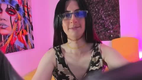 Snapshot of kimberly_thonson chatting on 02.05.25 kimberly_thonson online show from 02.05.25