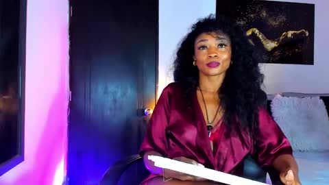 Snapshot of kimberlybanks2 chatting on 01.19.25 Kimberly Banks online show from 01.19.25