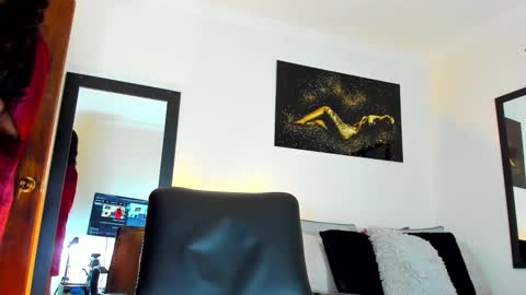 Kimberly Banks online show from 11.30.25