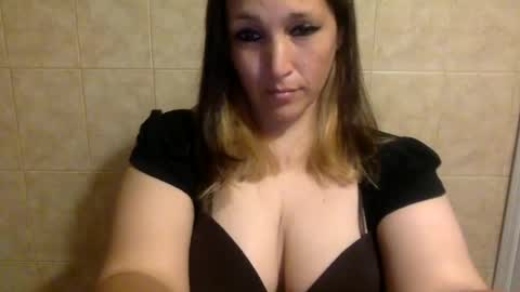 Snapshot of kimberlylynn chatting on 07.01.26 KimberlyLynn online show from 07.01.26