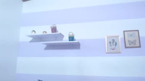 Kim  online show from 12.21.25