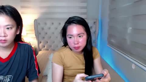 Snapshot of kimbratx chatting on 02.13.25 kimbratx online show from 02.13.25