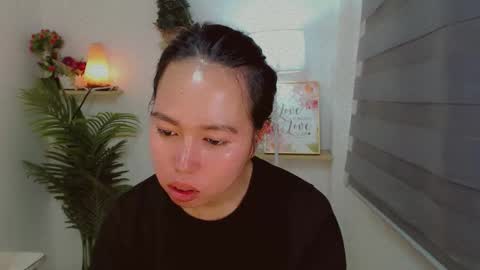 Snapshot of kimbratx chatting on 09.21.25 kimbratx online show from 09.21.25