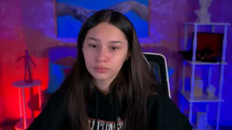 Snapshot of kimclarks chatting on 10.07.25 kimclarks online show from 10.07.25