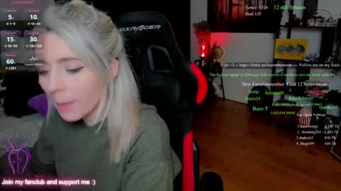 Wolfs Girl online show from 02.08.26