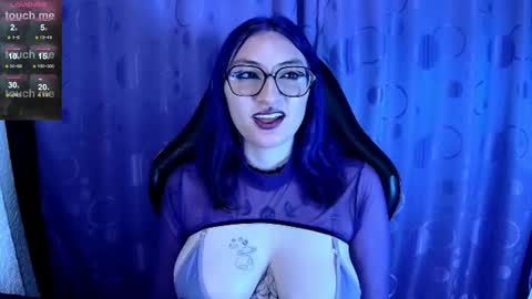   online show from 03.12.25