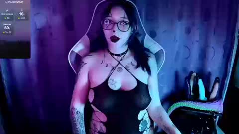   online show from 09.18.25