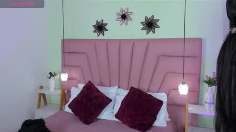 kimluna1 online show from 04.28.26