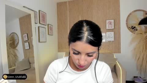 Snapshot of kimm_khalifa chatting on 01.23.25 Kim online show from 01.23.25