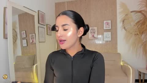 Snapshot of kimm_khalifa chatting on 02.02.25 Kim online show from 02.02.25