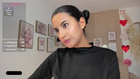 Snapshot of kimm_khalifa chatting on 02.19.25 Kim online show from 02.19.25