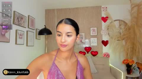 Snapshot of kimm_khalifa chatting on 02.22.25 Kim online show from 02.22.25