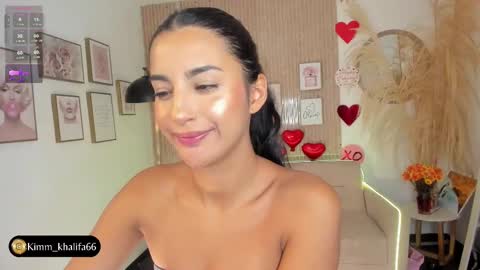 Snapshot of kimm_khalifa chatting on 02.22.25 Kim online show from 02.22.25