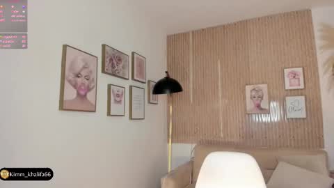 Snapshot of kimm_khalifa chatting on 02.28.25 Kim online show from 02.28.25