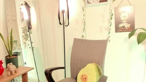 Kimm online show from 01.30.25