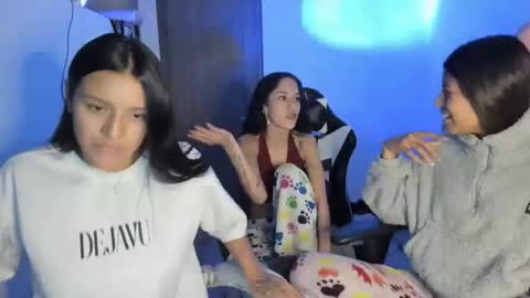 kimmi online show from 12.04.25