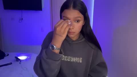 kimmi online show from 04.06.26