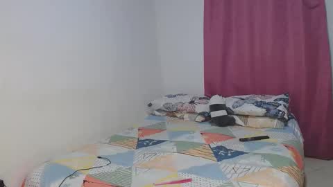 kimmy94192 online show from 01.22.25