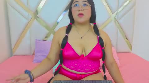 Snapshot of kimmy_bellari chatting on 05.16.26 Kimmy online show from 05.16.26