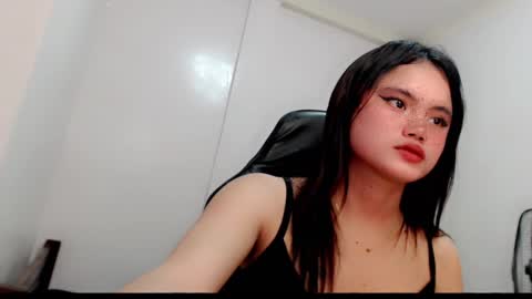 kim ejara online show from 02.27.25