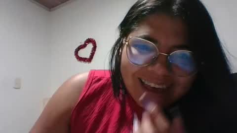 Snapshot of kimmy_kimmy_ chatting on 01.04.25 Kimmy online show from 01.04.25