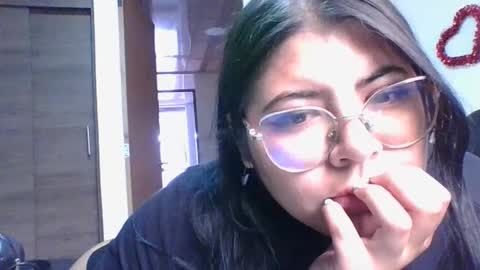 Snapshot of kimmy_kimmy_ chatting on 02.14.25 Kimmy online show from 02.14.25