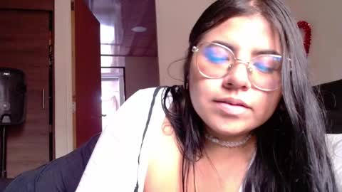 Snapshot of kimmy_kimmy_ chatting on 03.04.25 Kimmy online show from 03.04.25