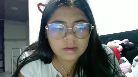 Snapshot of kimmy_kimmy_ chatting on 09.17.25 Kimmy online show from 09.17.25