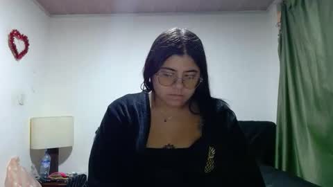 Snapshot of kimmy_kimmy_ chatting on 10.17.25 Kimmy online show from 10.17.25