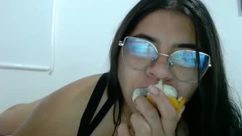 Snapshot of kimmy_kimmy_ chatting on 11.07.25 Kimmy online show from 11.07.25