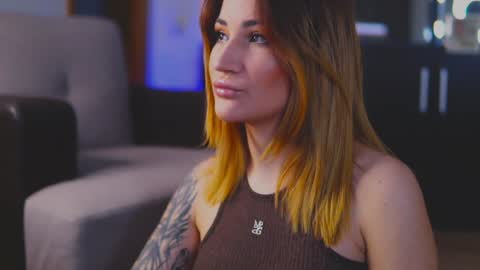 KimSkye online show from 01.17.25