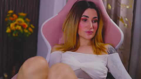 KimSkye online show from 02.18.25