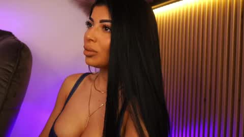 Snapshot of kimybroox chatting on 04.19.26 Andreea online show from 04.19.26