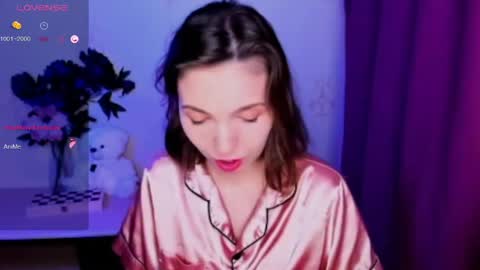 Hazel online show from 04.15.26