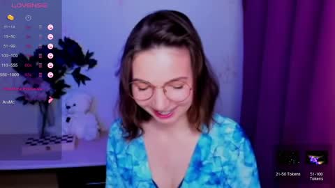 Hazel online show from 04.18.26