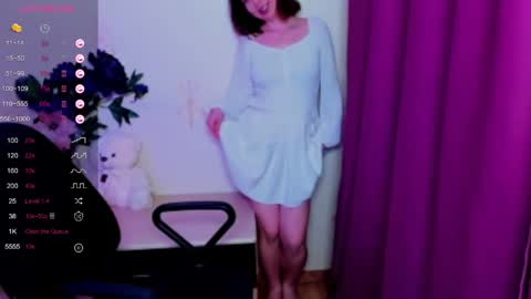 Snapshot of kindhazelhere_ chatting on 05.09.26 Hazel online show from 05.09.26