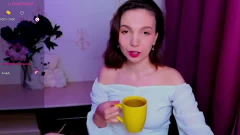 Snapshot of kindhazelhere_ chatting on 05.31.26 Hazel online show from 05.31.26